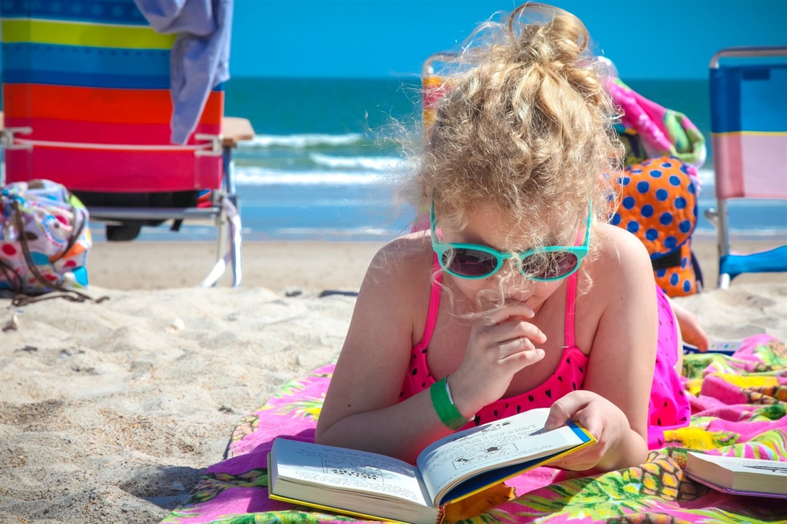 girl reading.jpg